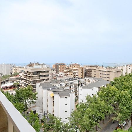 Rentalmar Central Park Salou Buitenkant foto