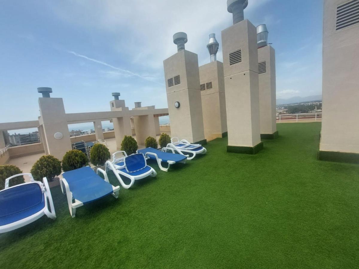 Rentalmar Central Park Salou Buitenkant foto