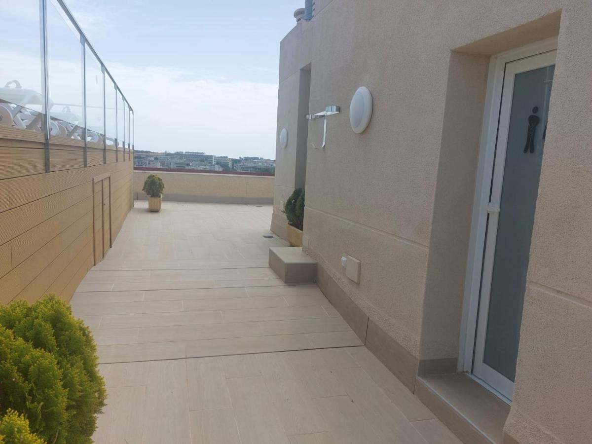 Rentalmar Central Park Salou Buitenkant foto