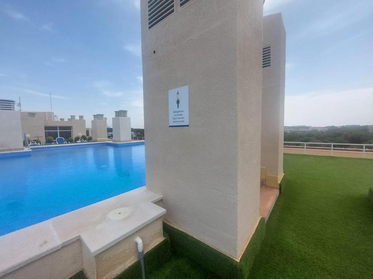 Rentalmar Central Park Salou Buitenkant foto