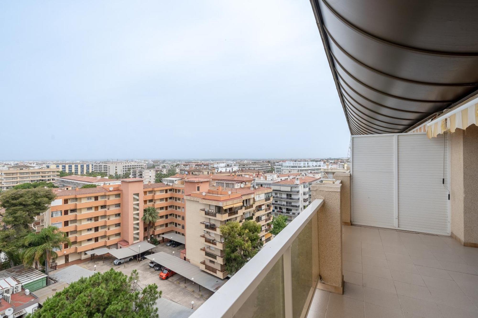 Rentalmar Central Park Salou Buitenkant foto
