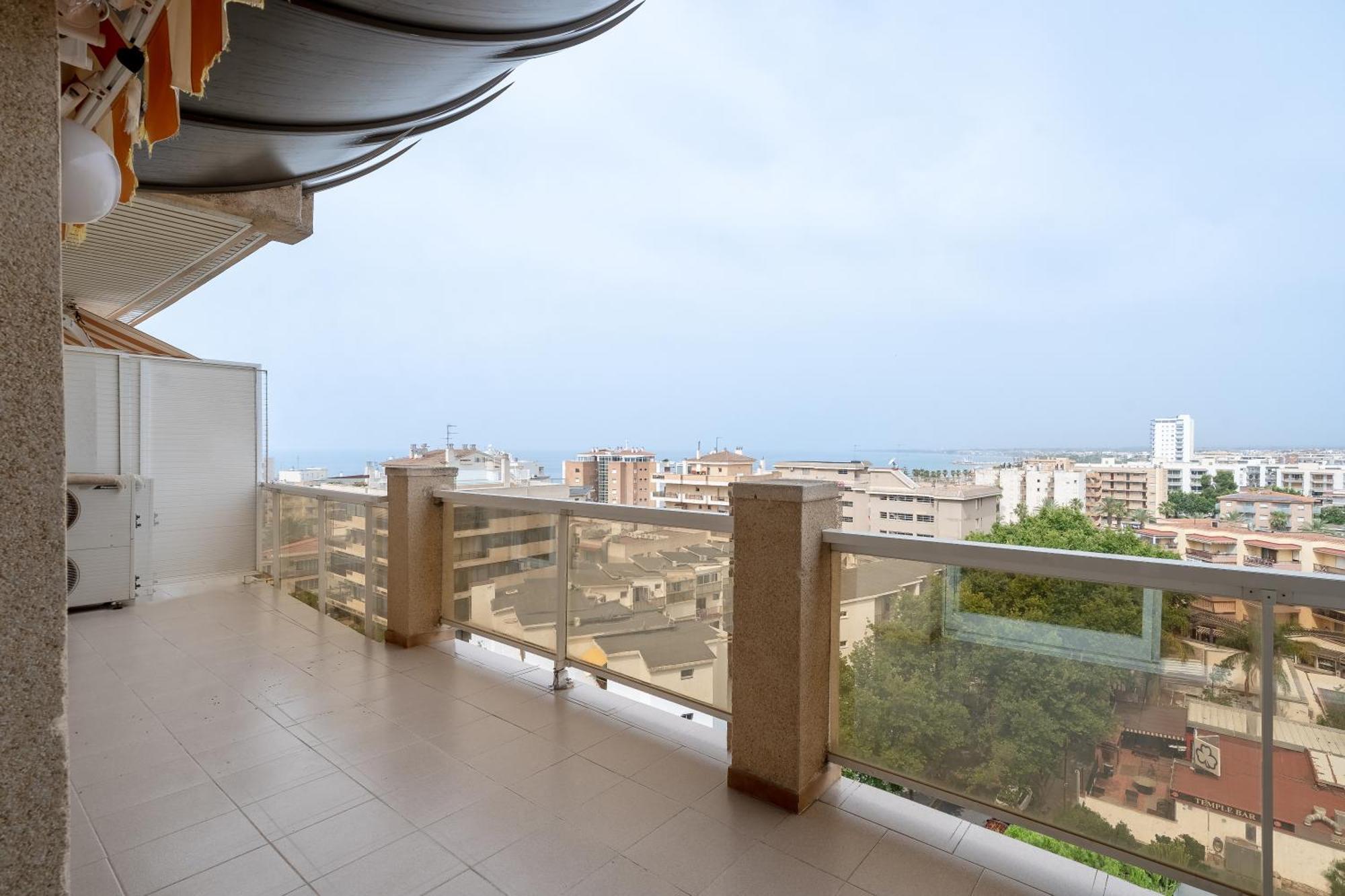 Rentalmar Central Park Salou Buitenkant foto