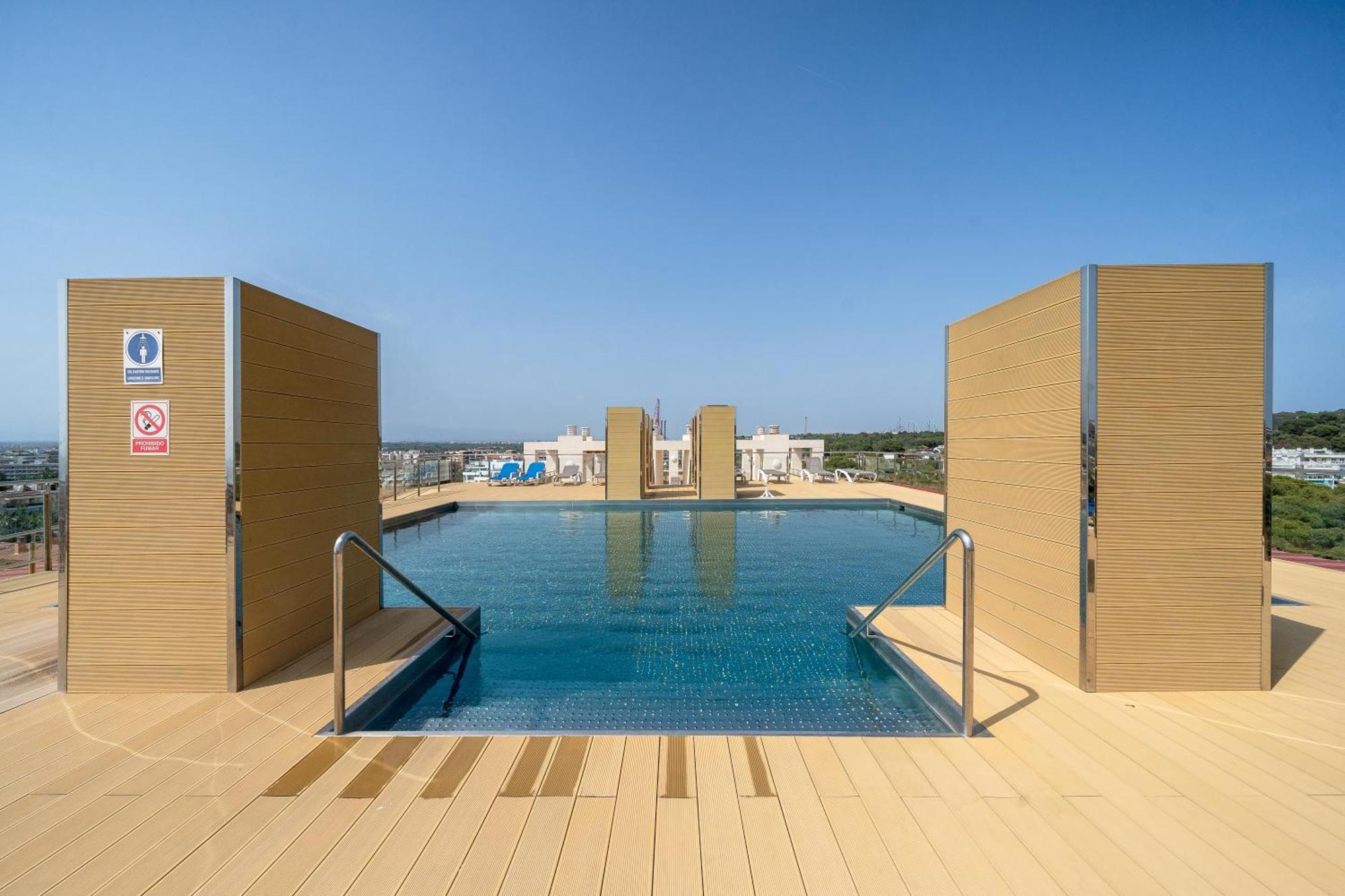 Rentalmar Central Park Salou Buitenkant foto