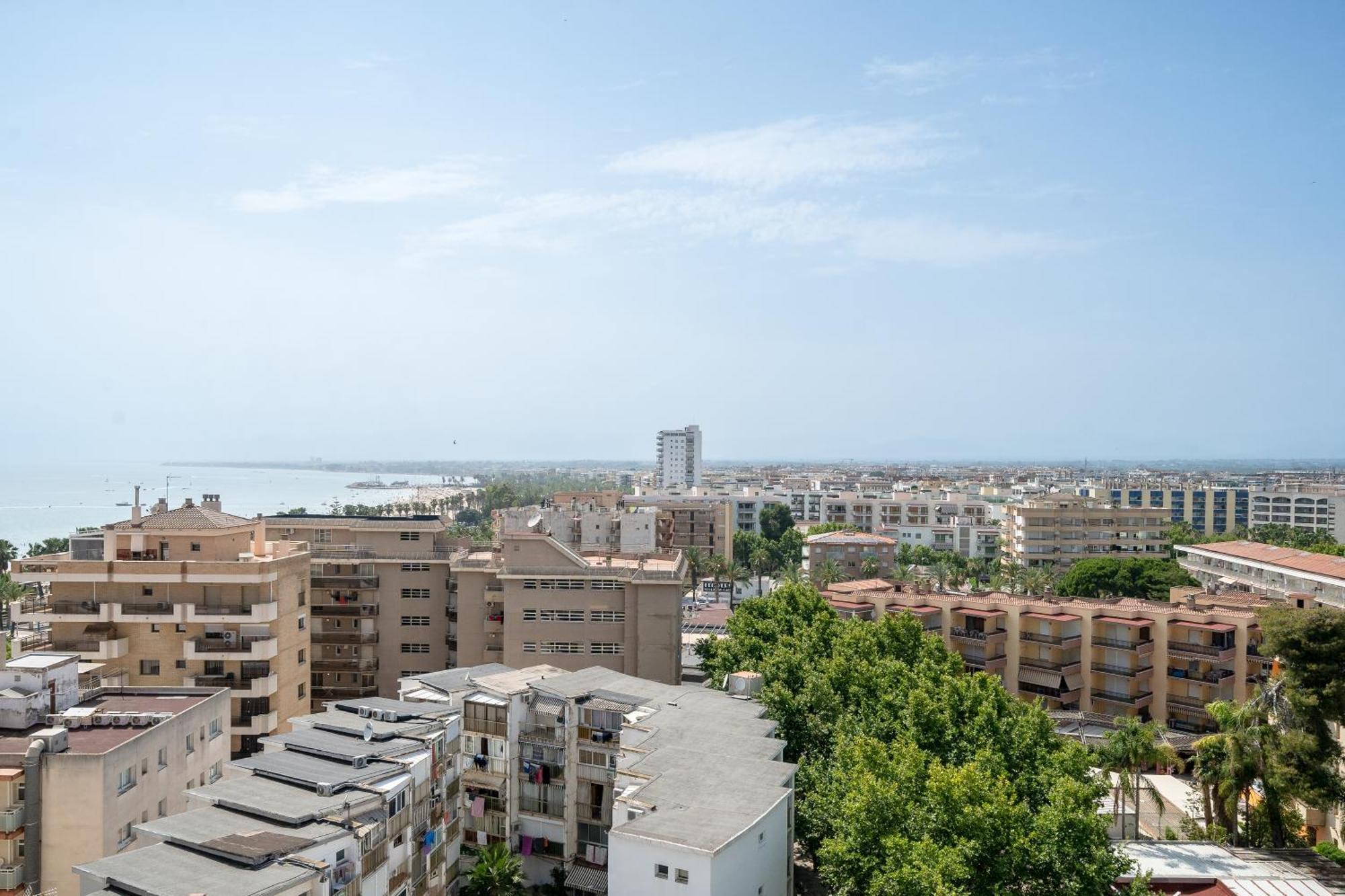 Rentalmar Central Park Salou Buitenkant foto