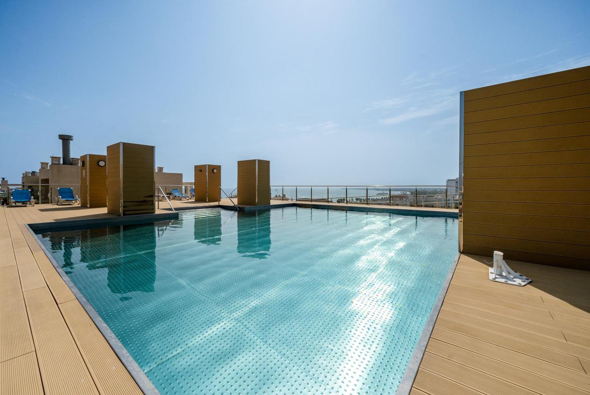 Rentalmar Central Park Salou Buitenkant foto