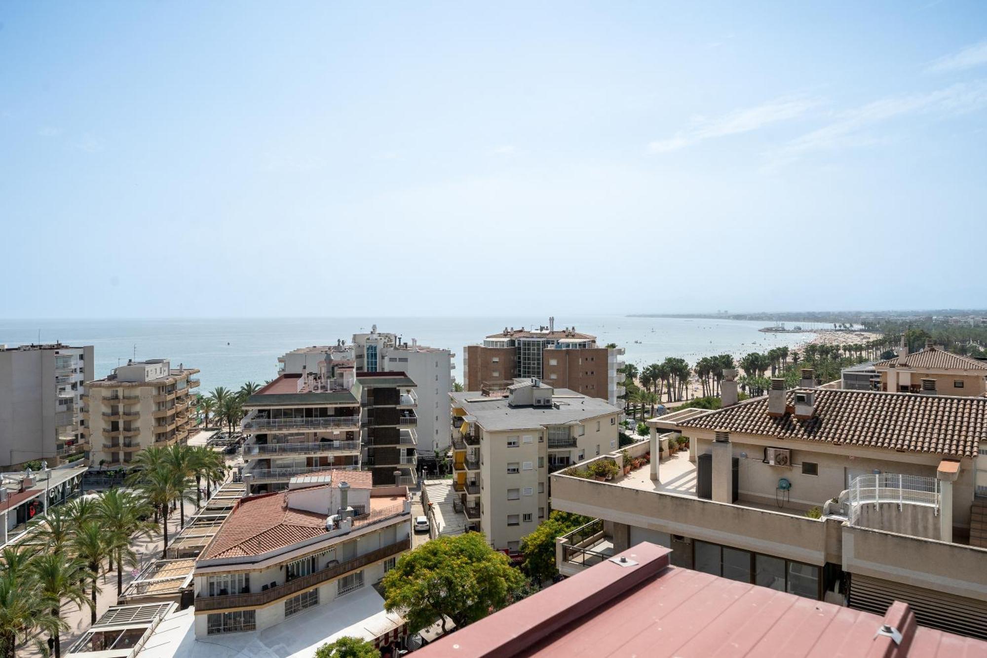 Rentalmar Central Park Salou Buitenkant foto
